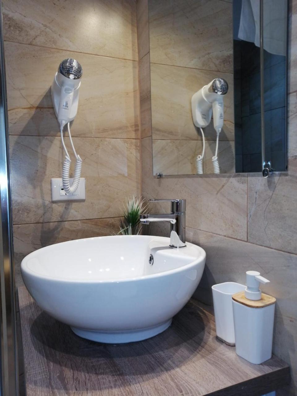 Gasthuis Vatican Comfort Suites 2*